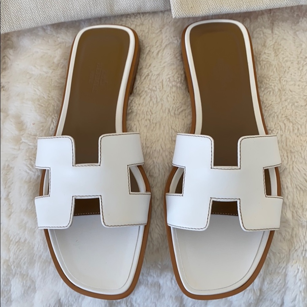 Brand new Hermès Oran Sandal authentic!! Size 37